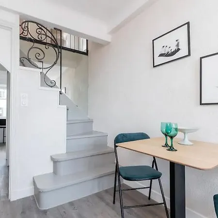 2P Duplex Hermitage Cimiez Parking Clim Booking Hébergement de vacances Nice